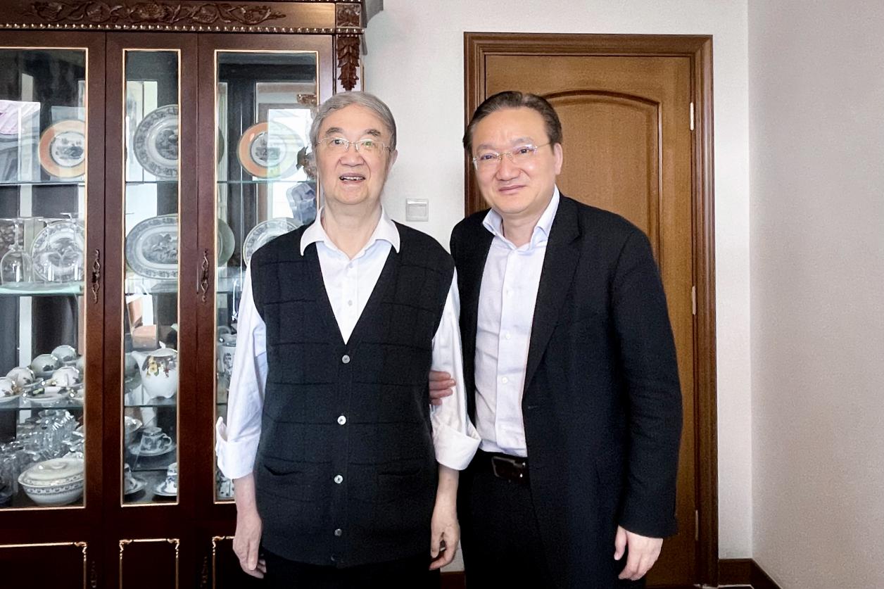 我校名誉校长桑国卫寄语：紧抓机遇，推动学校和中医药事业蓬勃发展