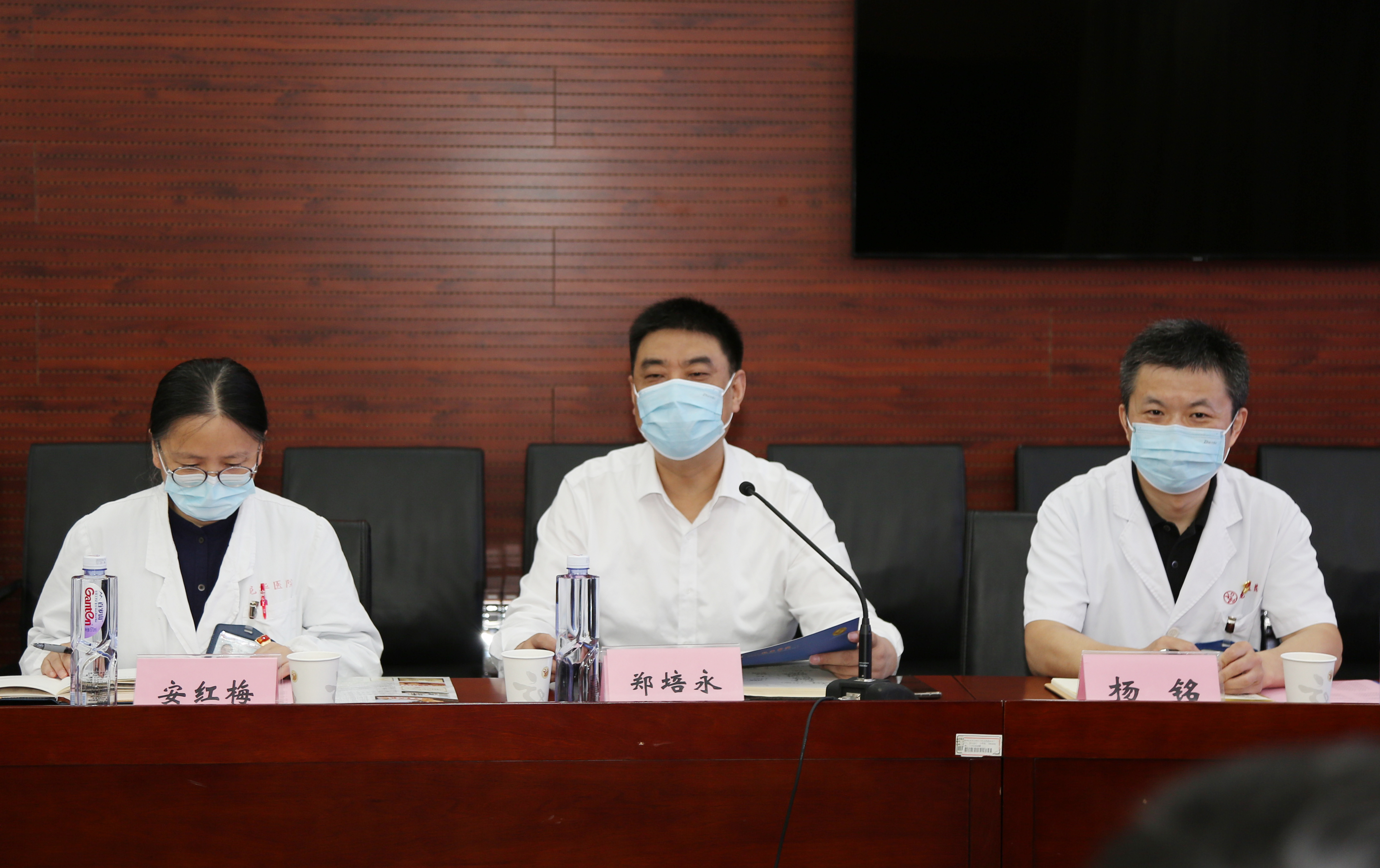 政、医、研、企多方协同，推进国家医学中心建设