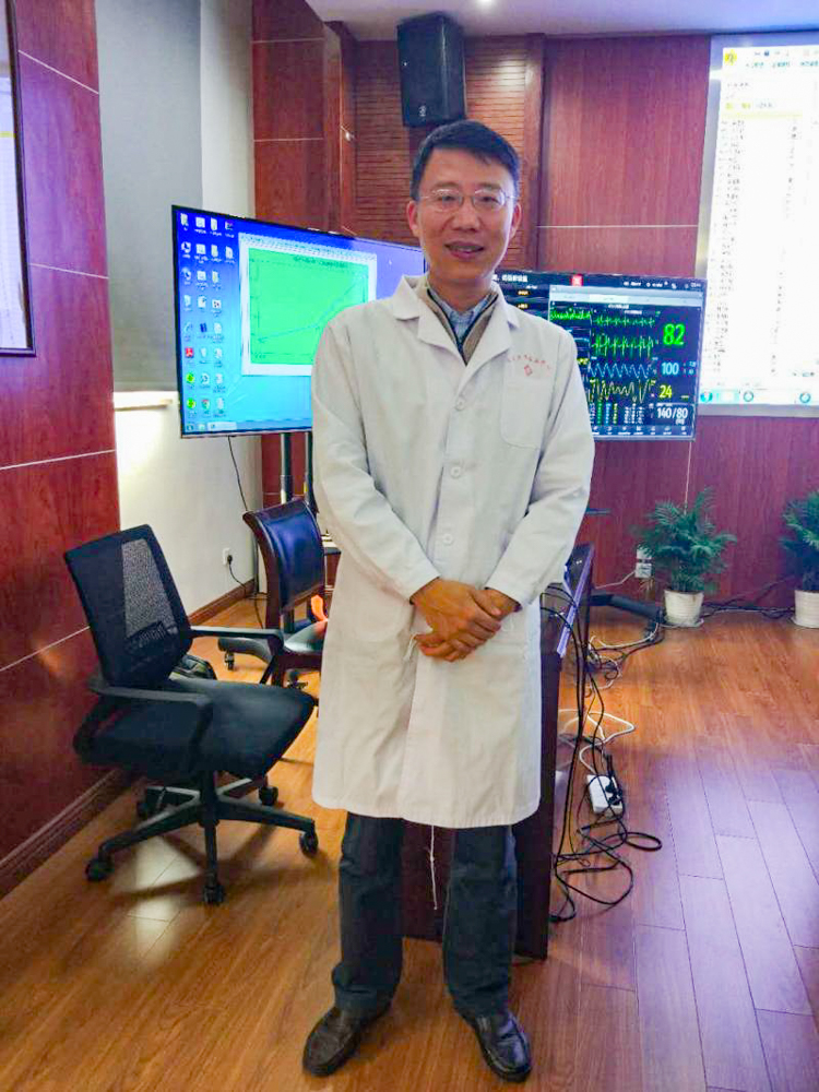 防控境外疫情输入守“沪”家，我校系统医护人员战“疫”再出发