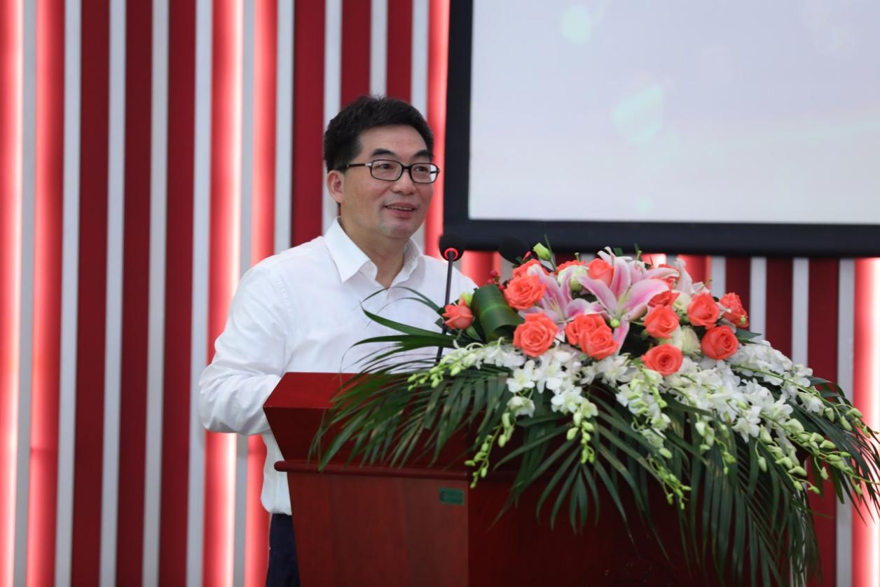 我校举行“珍宝岛药业人才培养荣誉体系”的“珍宝岛讲座教授”及“珍宝岛青年学者”受聘仪式