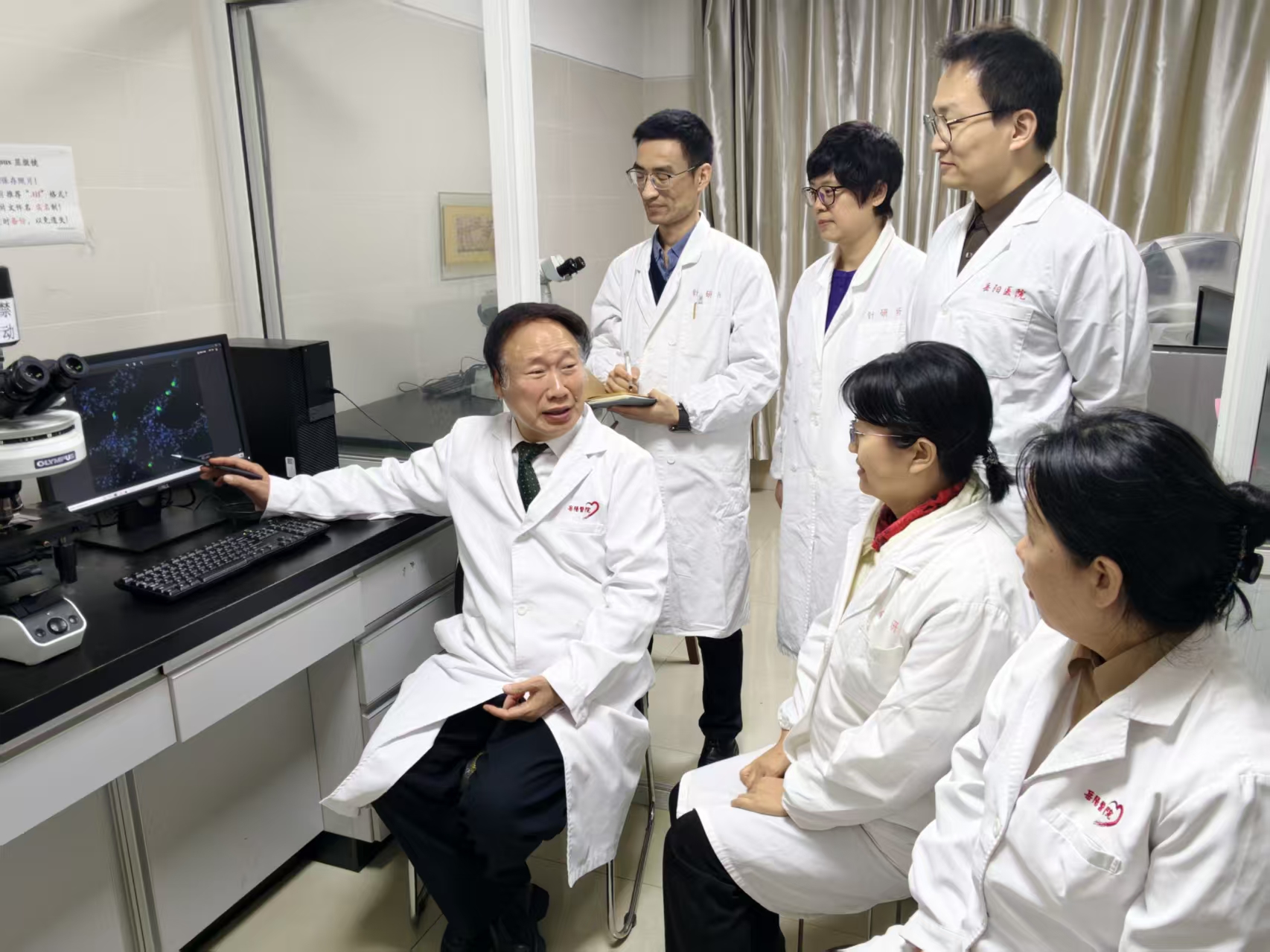 我校吴焕淦教授团队荣获教育部科学研究优秀成果奖一等奖