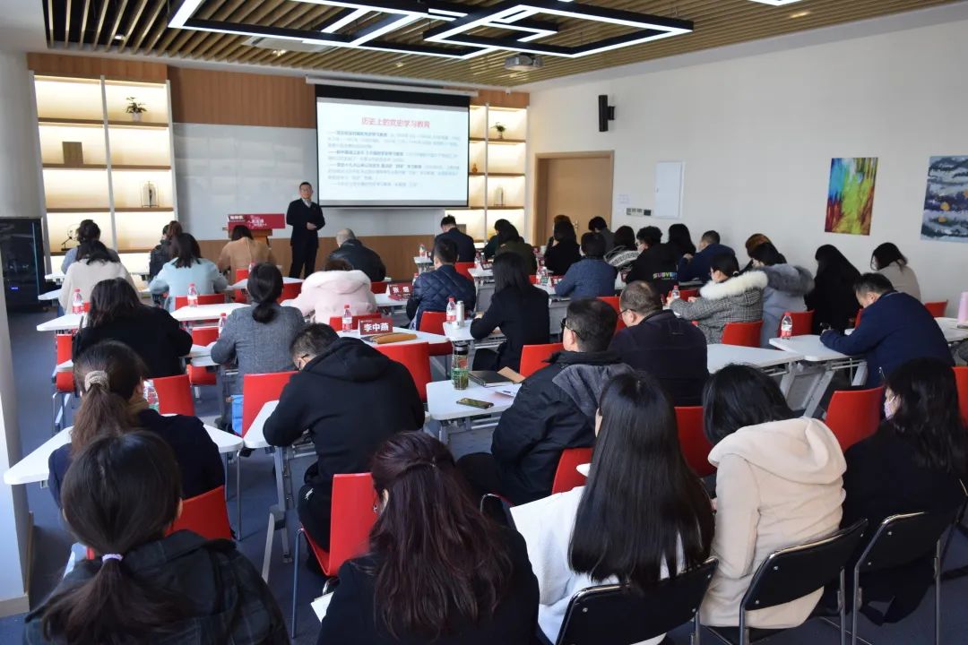 我校马克思主义学院与张江学区携手开展大中小学思政教育一体化集体备课