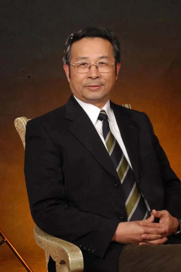 我校基础医学院王庆其教授系统凝练气化理论成果发表