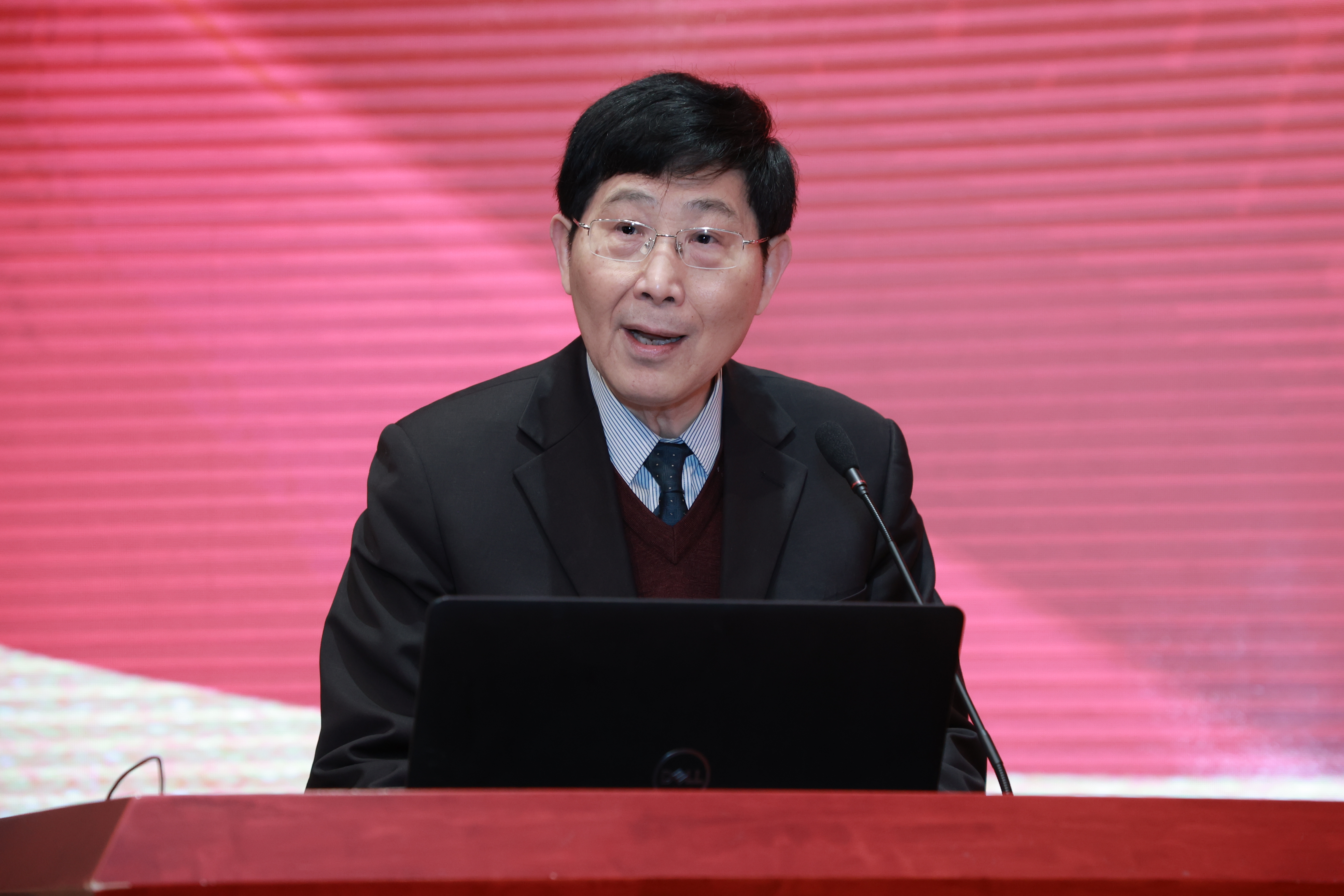 中国科学院院士陈凯先在病证结合推动中西医融合发展学术研讨会上的讲话