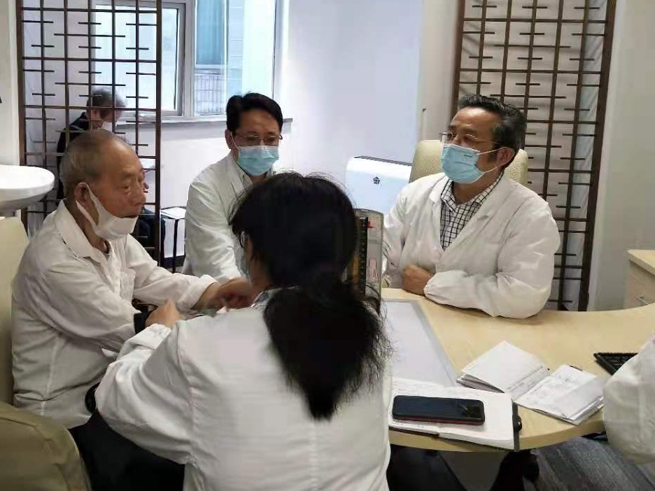 上观新闻·解放日报：教师节、师徒情：国医大师大弟子，鸿儒大医新传人